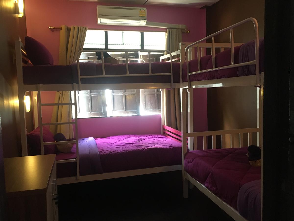 Resting Place Hostel Mueang Kao Екстериор снимка