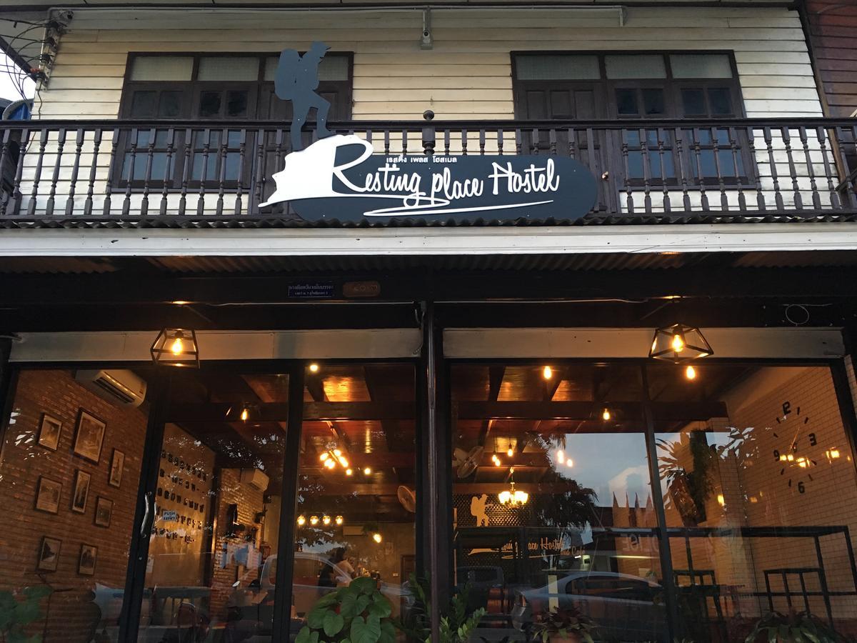Resting Place Hostel Mueang Kao Екстериор снимка