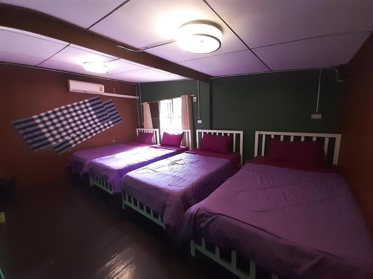 Resting Place Hostel Mueang Kao Екстериор снимка