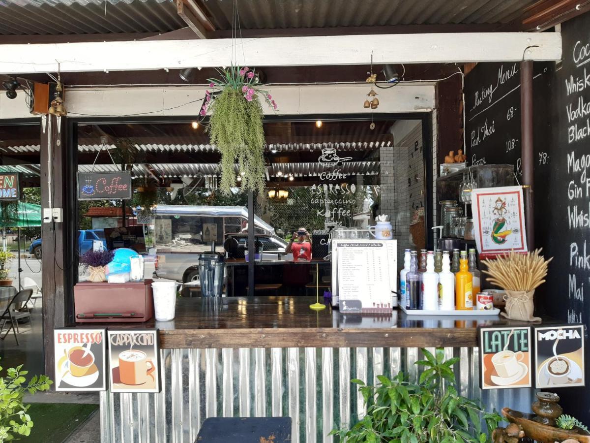 Resting Place Hostel Mueang Kao Екстериор снимка