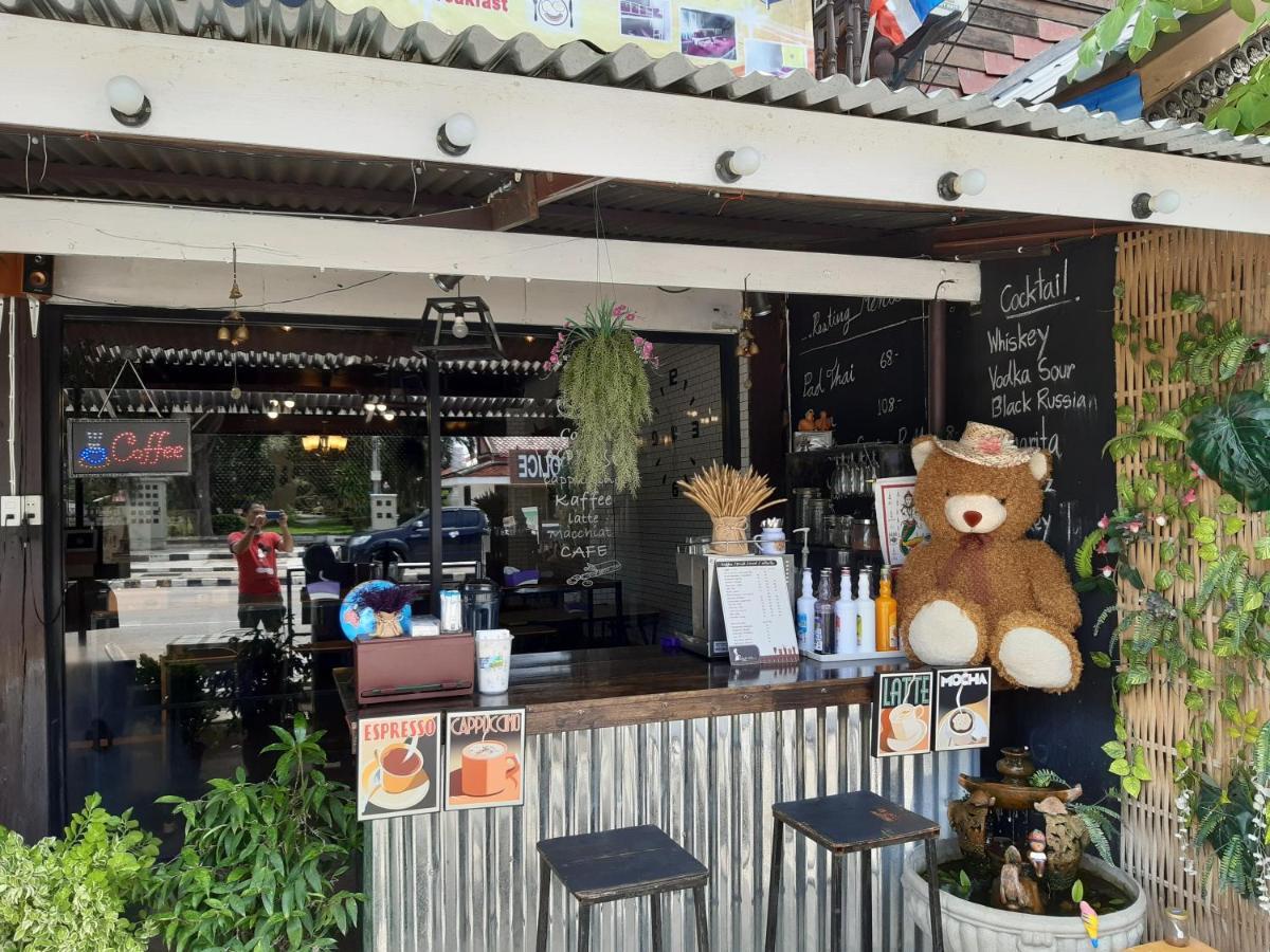 Resting Place Hostel Mueang Kao Екстериор снимка